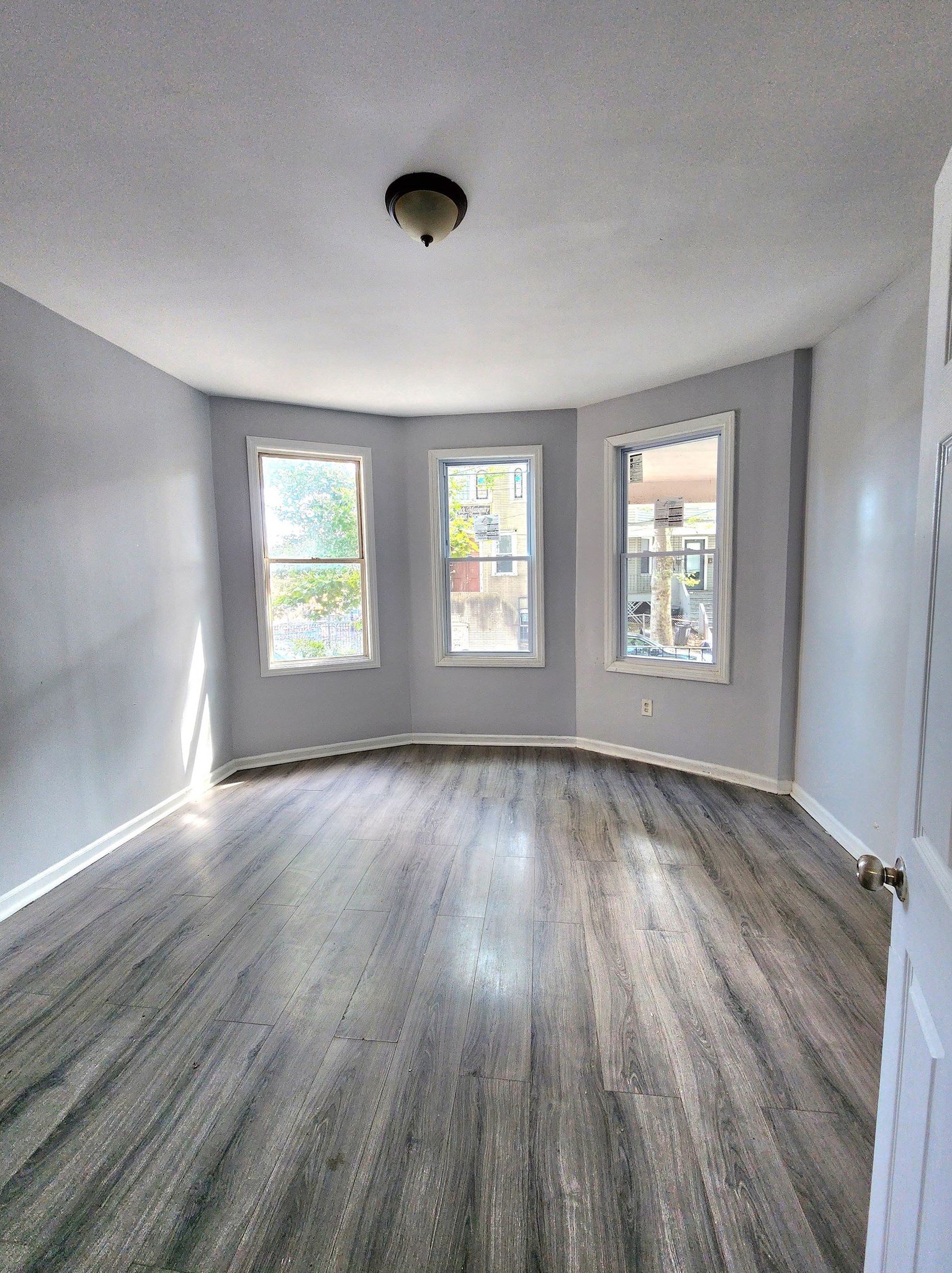 176 Myrtle Ave #2, Jersey City, NJ 07305