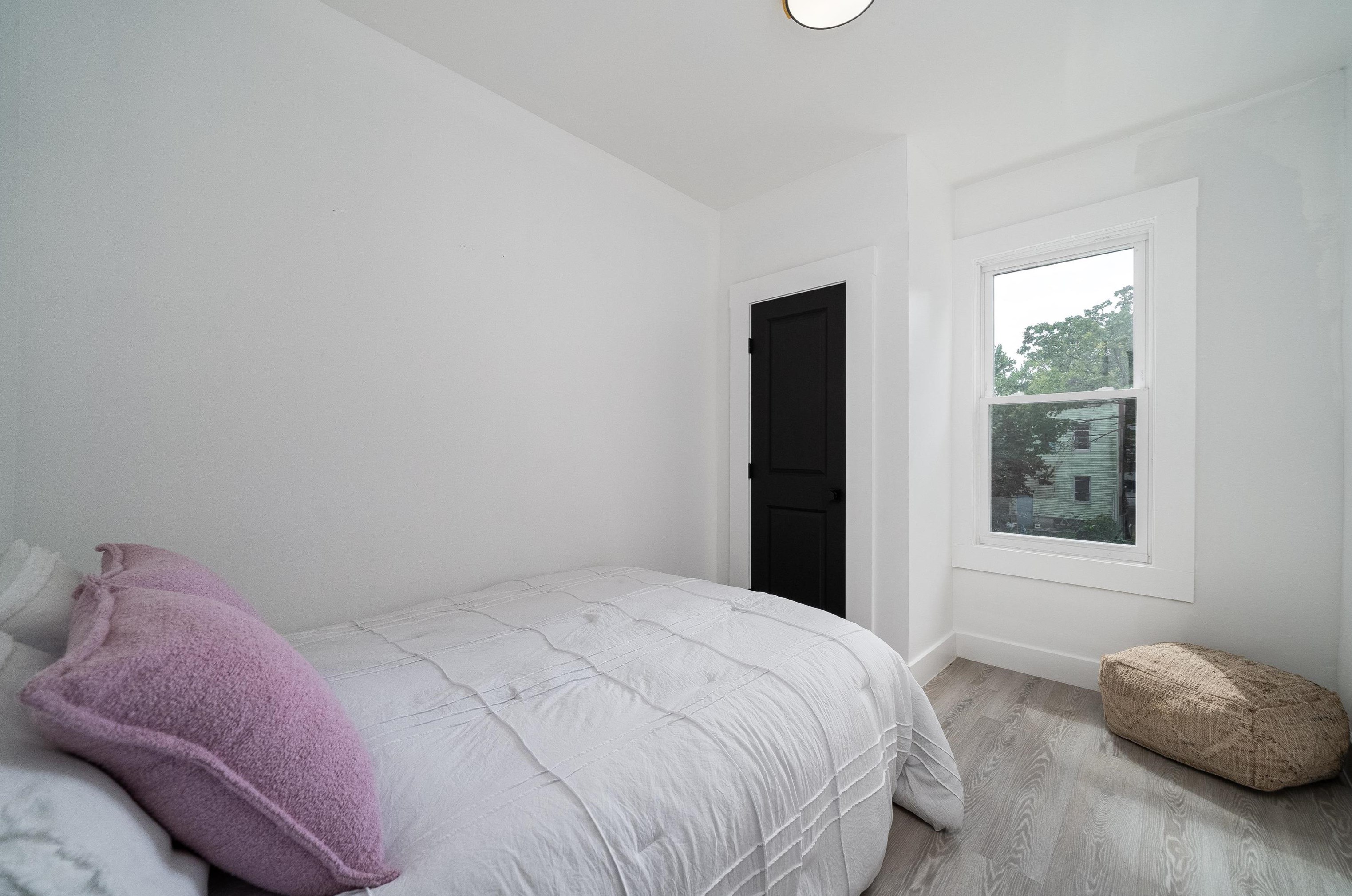 189 Claremont Ave, Jersey City NJ  07305-3623 exterior