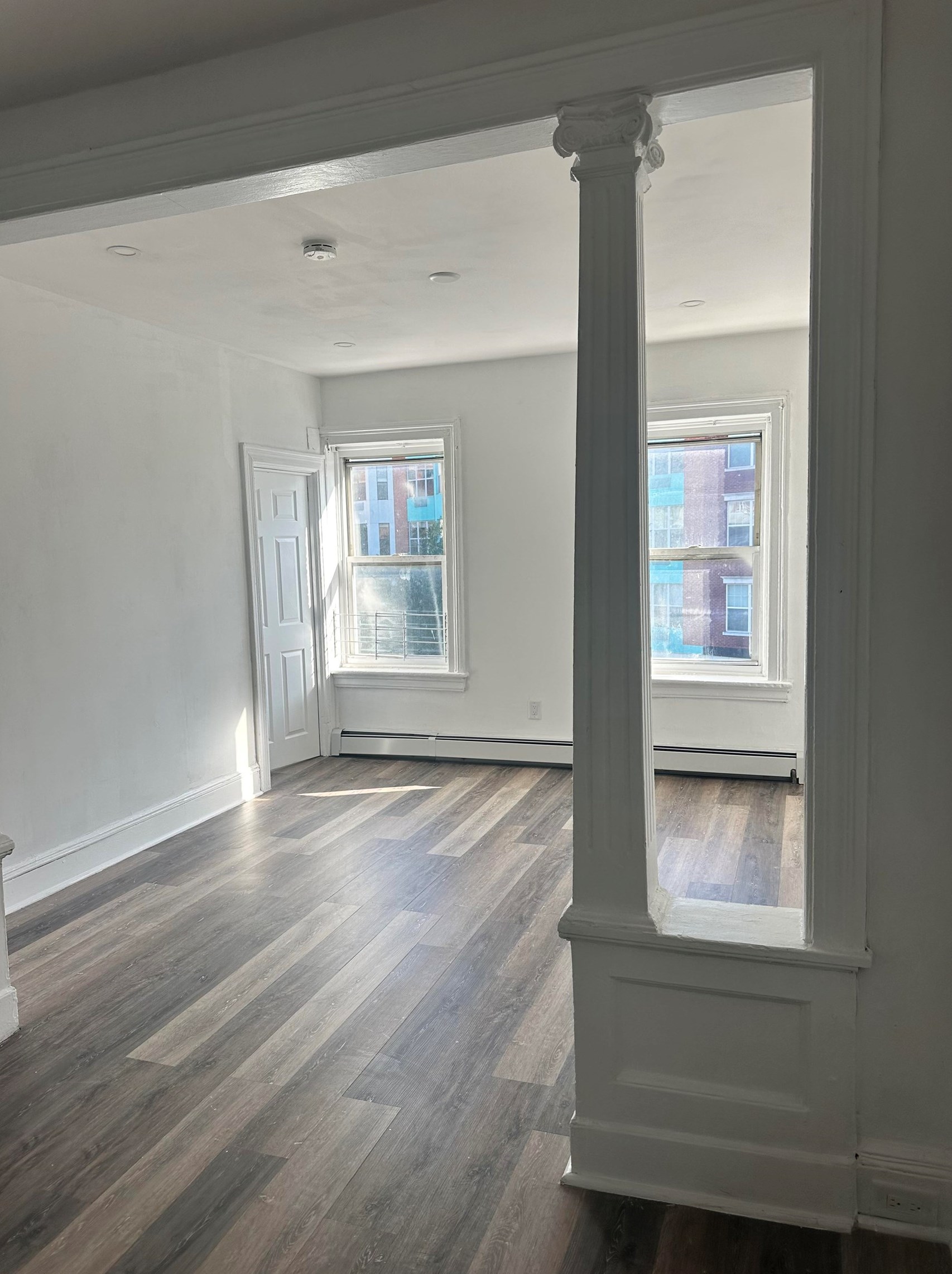 340 2nd St, Jersey City, NJ 07302-2606