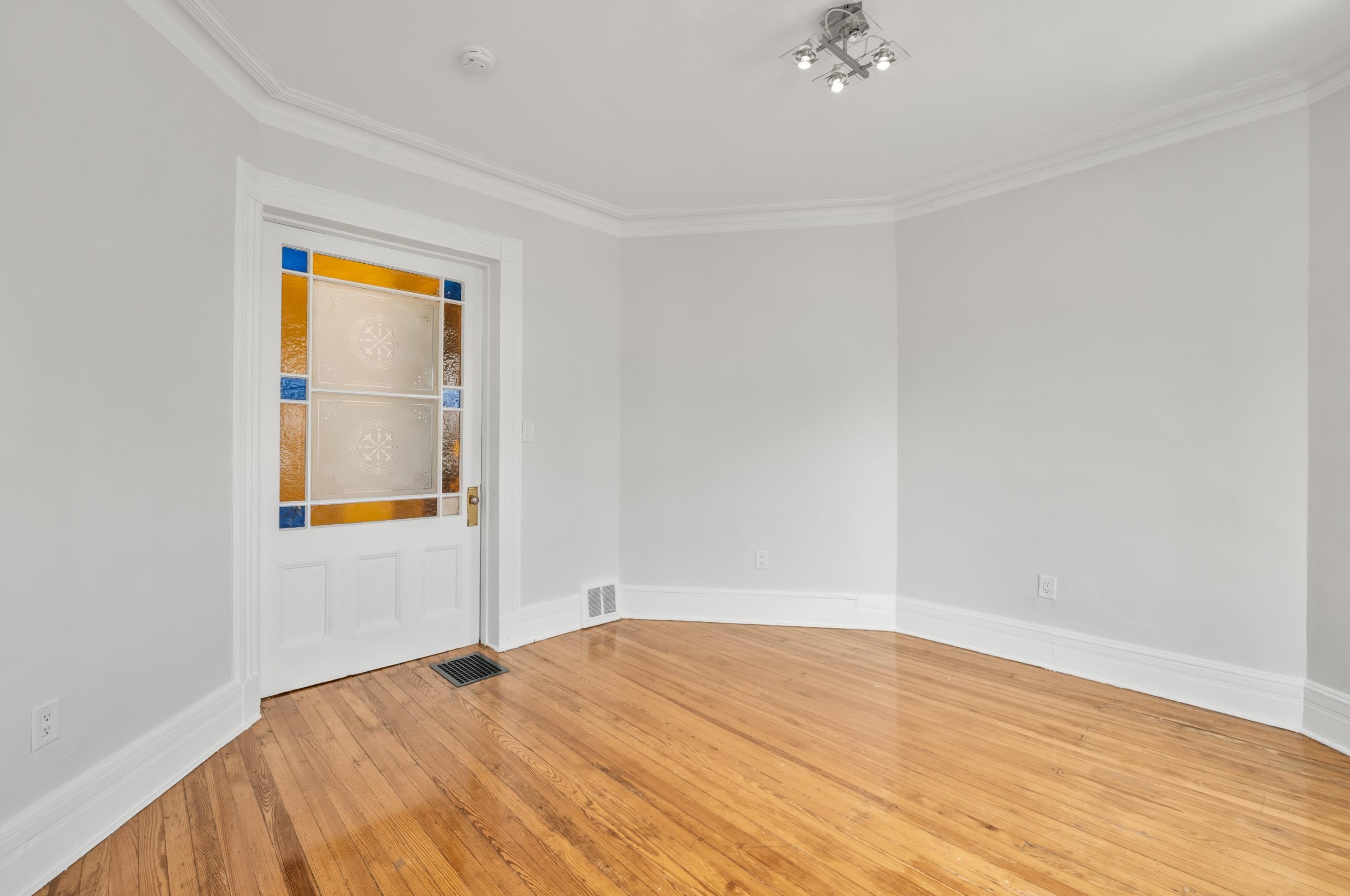 117 Randolph Ave #1, Jersey City, NJ 07305