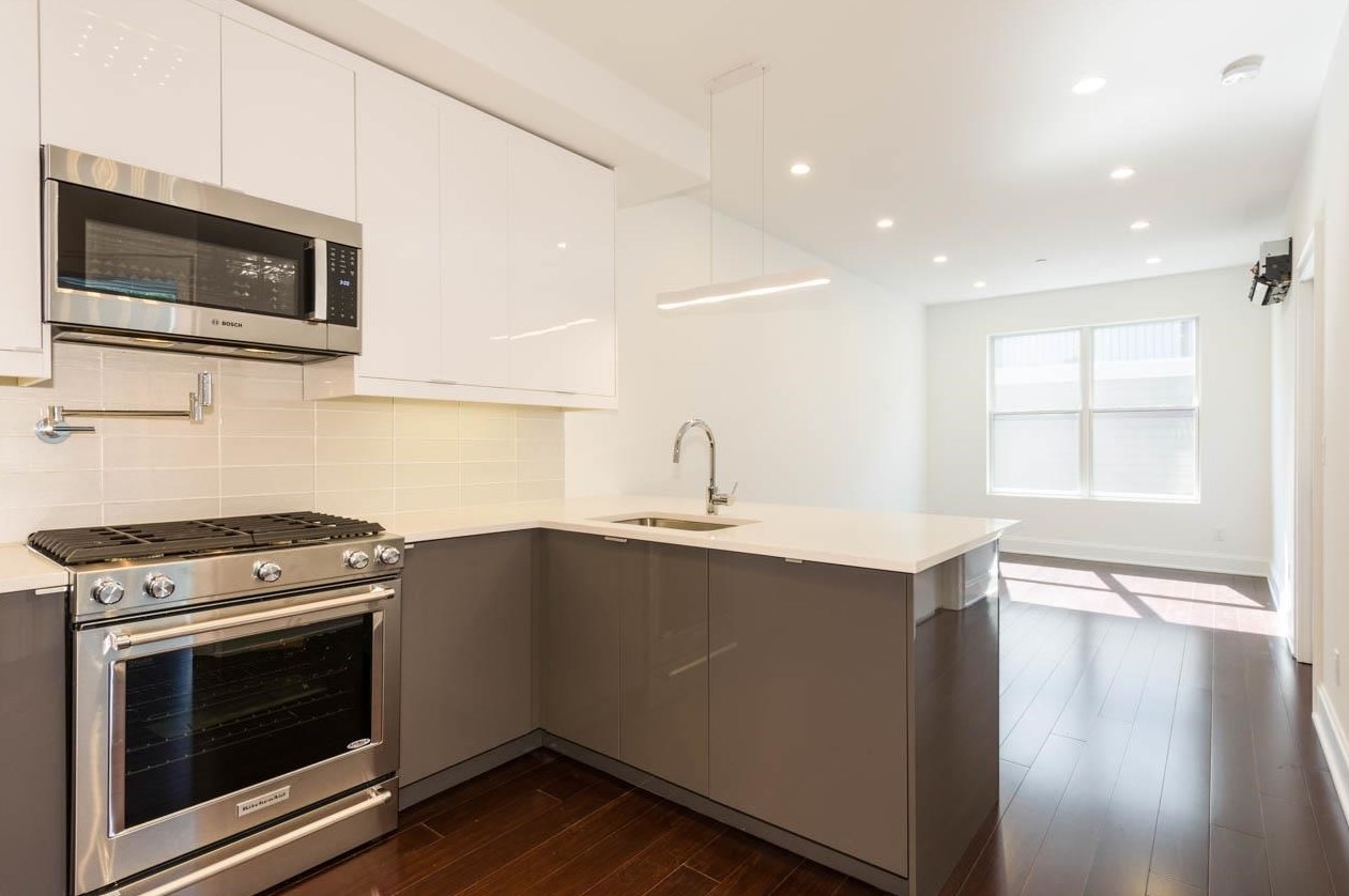 129 Brunswick St #3b, Jersey City, NJ 07302