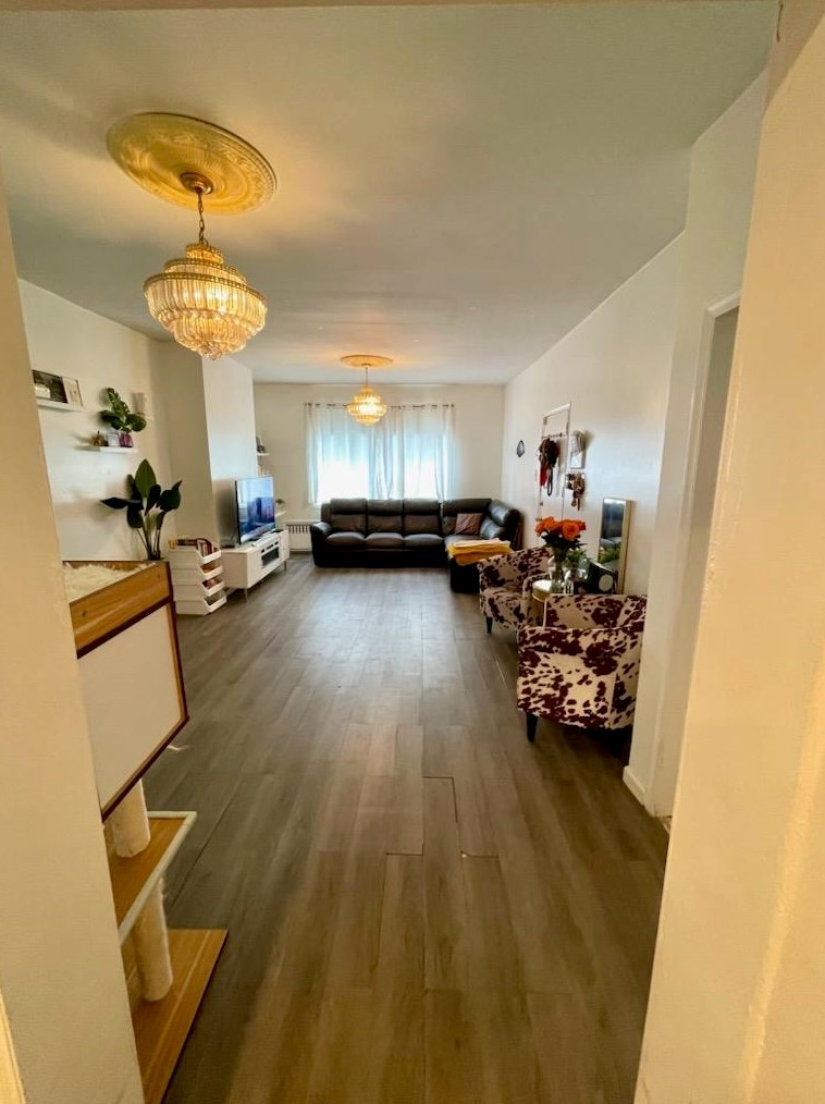 118 Williams Ave, Jersey City, NJ 07304