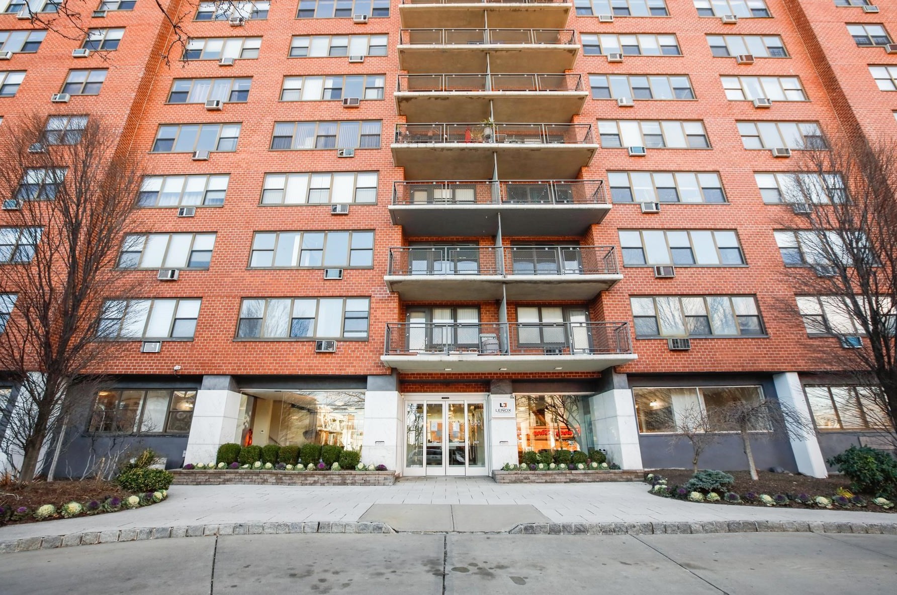 500 Central Ave #1404, Union City, NJ 07087