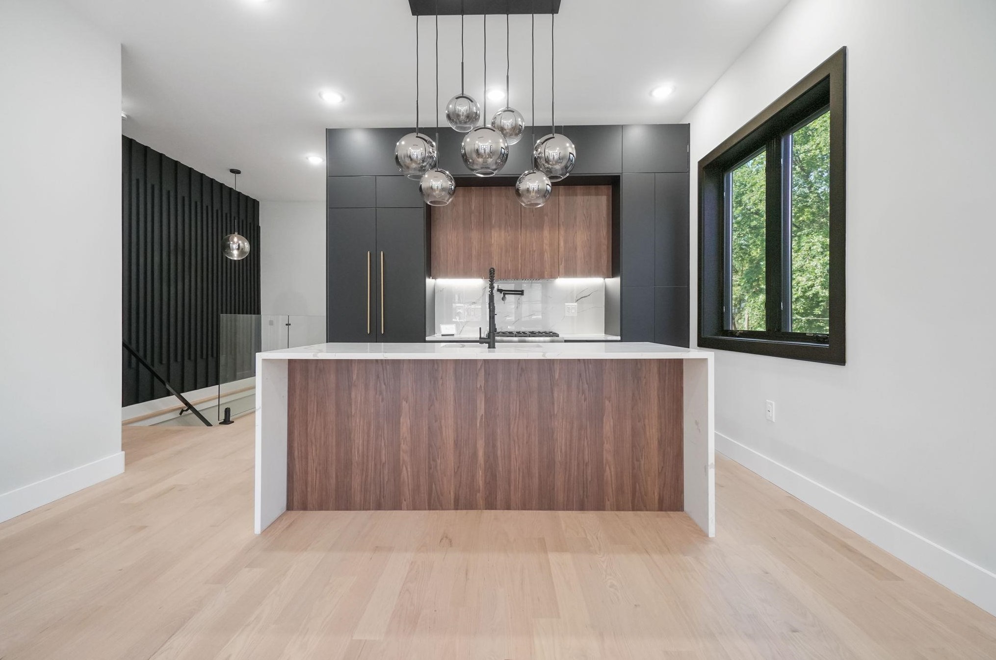 15 Zabriskie St #1, Jersey City, NJ 07307