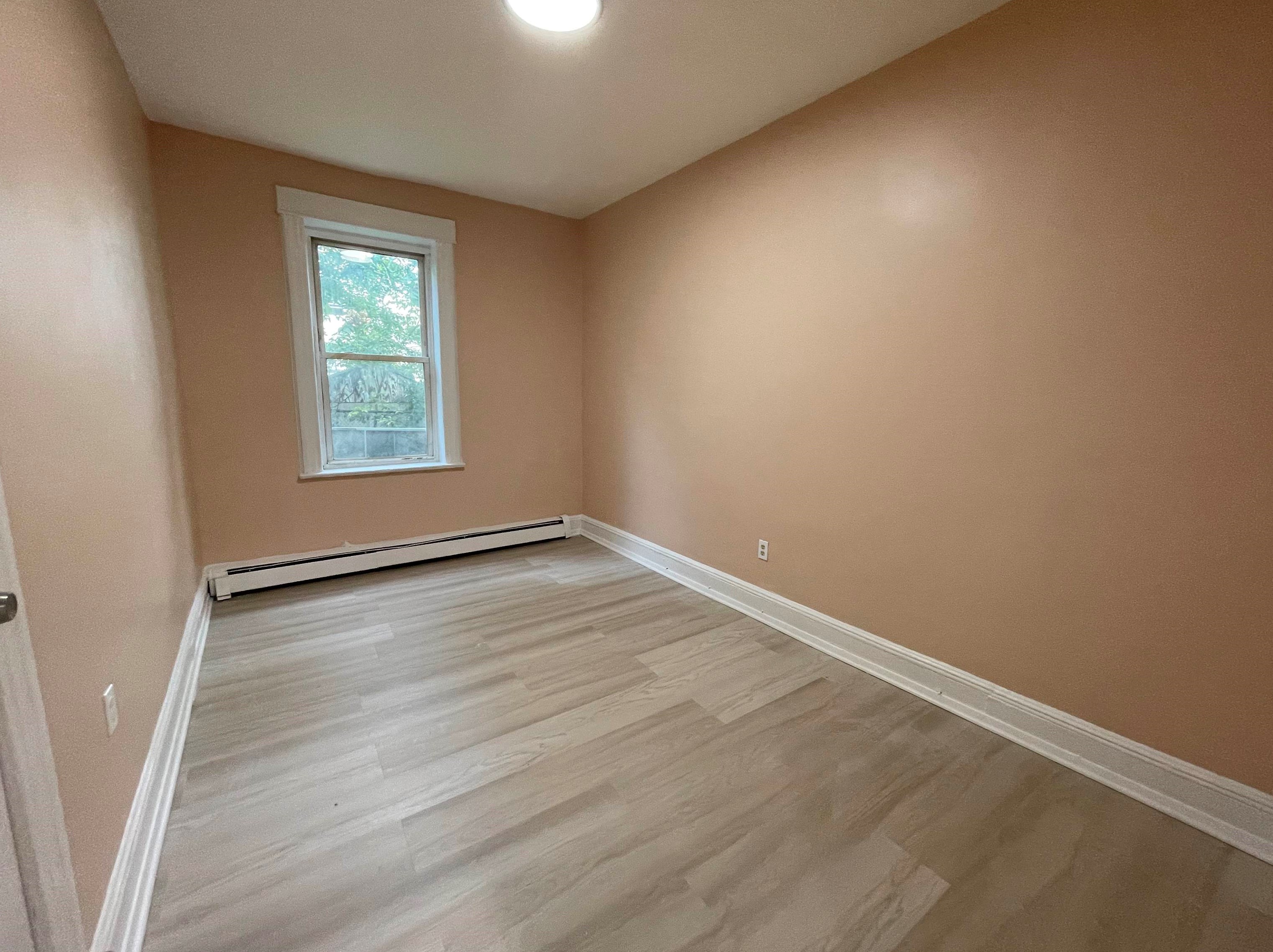 86 Bostwick Ave, Jersey City NJ  07305-3455 exterior