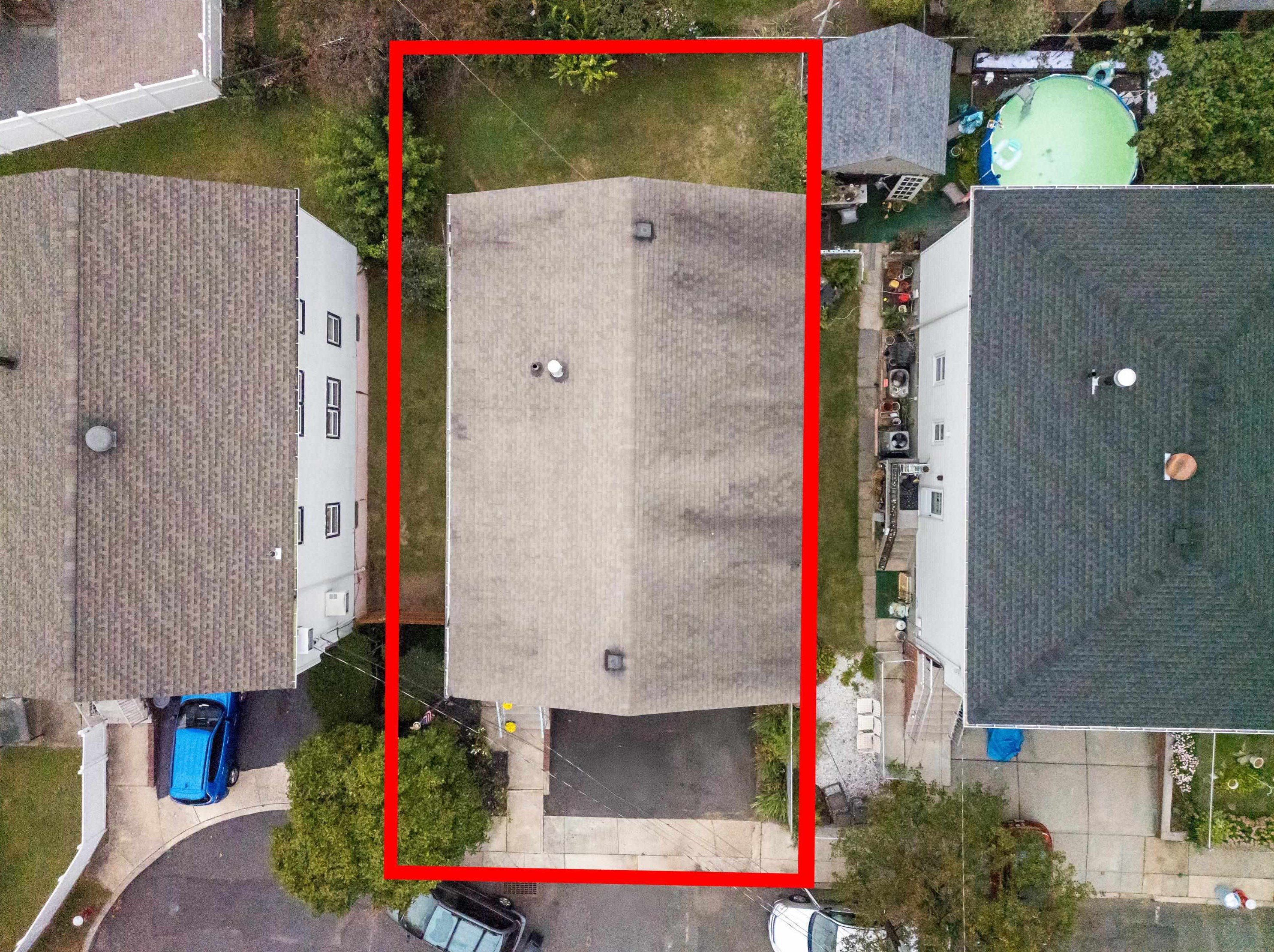 104 E 26th St, Bayonne, NJ 07002