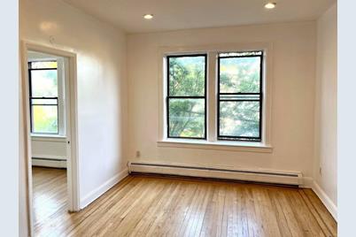 15 Broadway #22, Bayonne, NJ 07002 - Photo 1