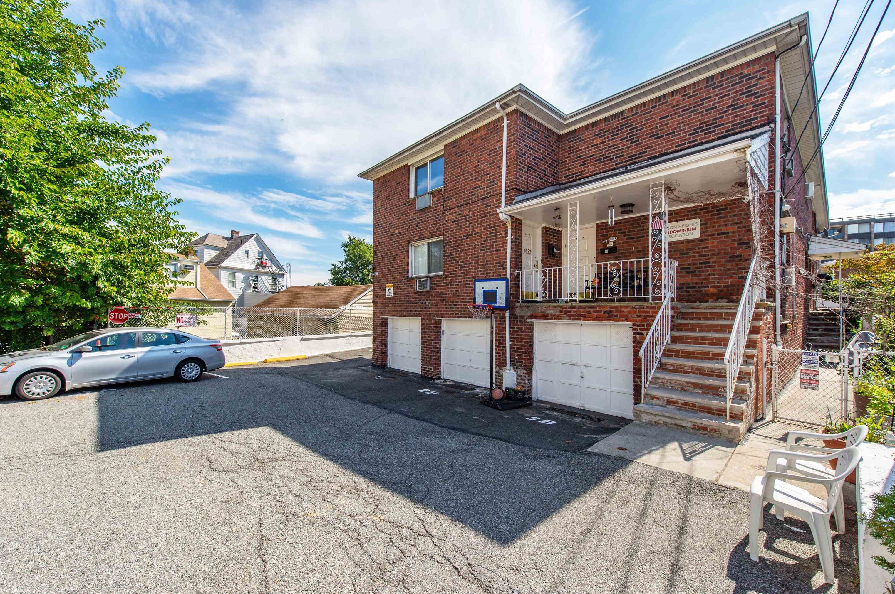 9052 New York Ave #102, North Bergen, NJ 07047