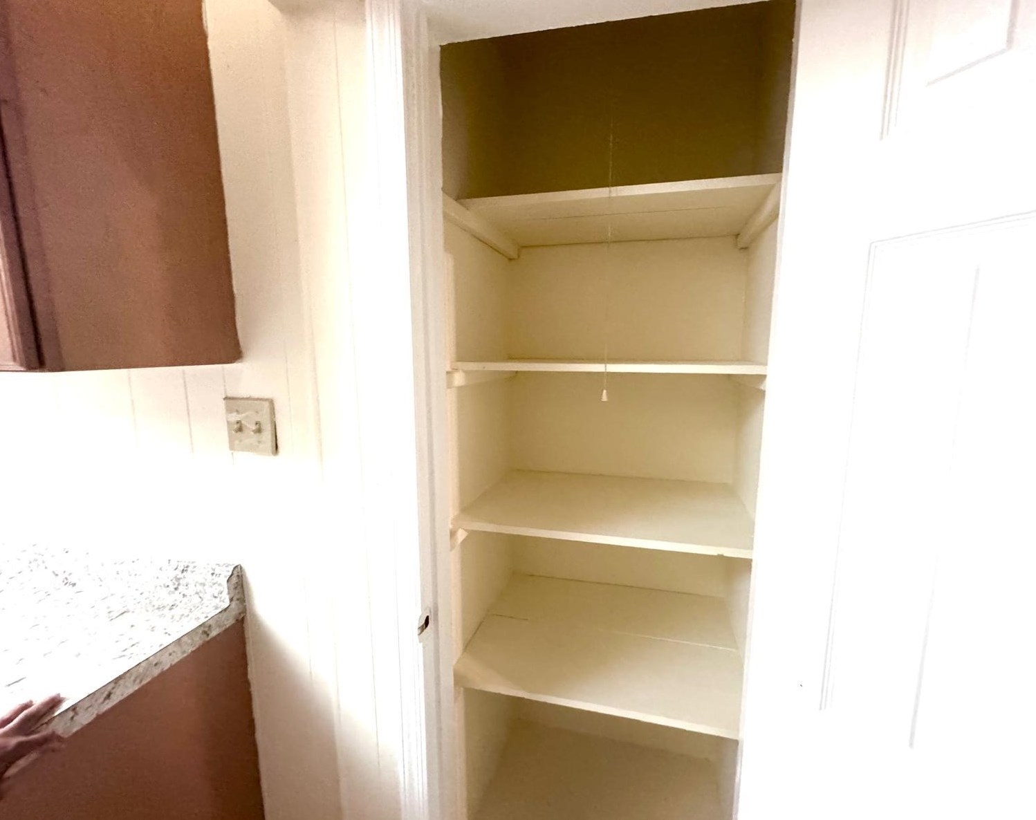 280 Danforth Ave, Jersey City, NJ 07305-1903