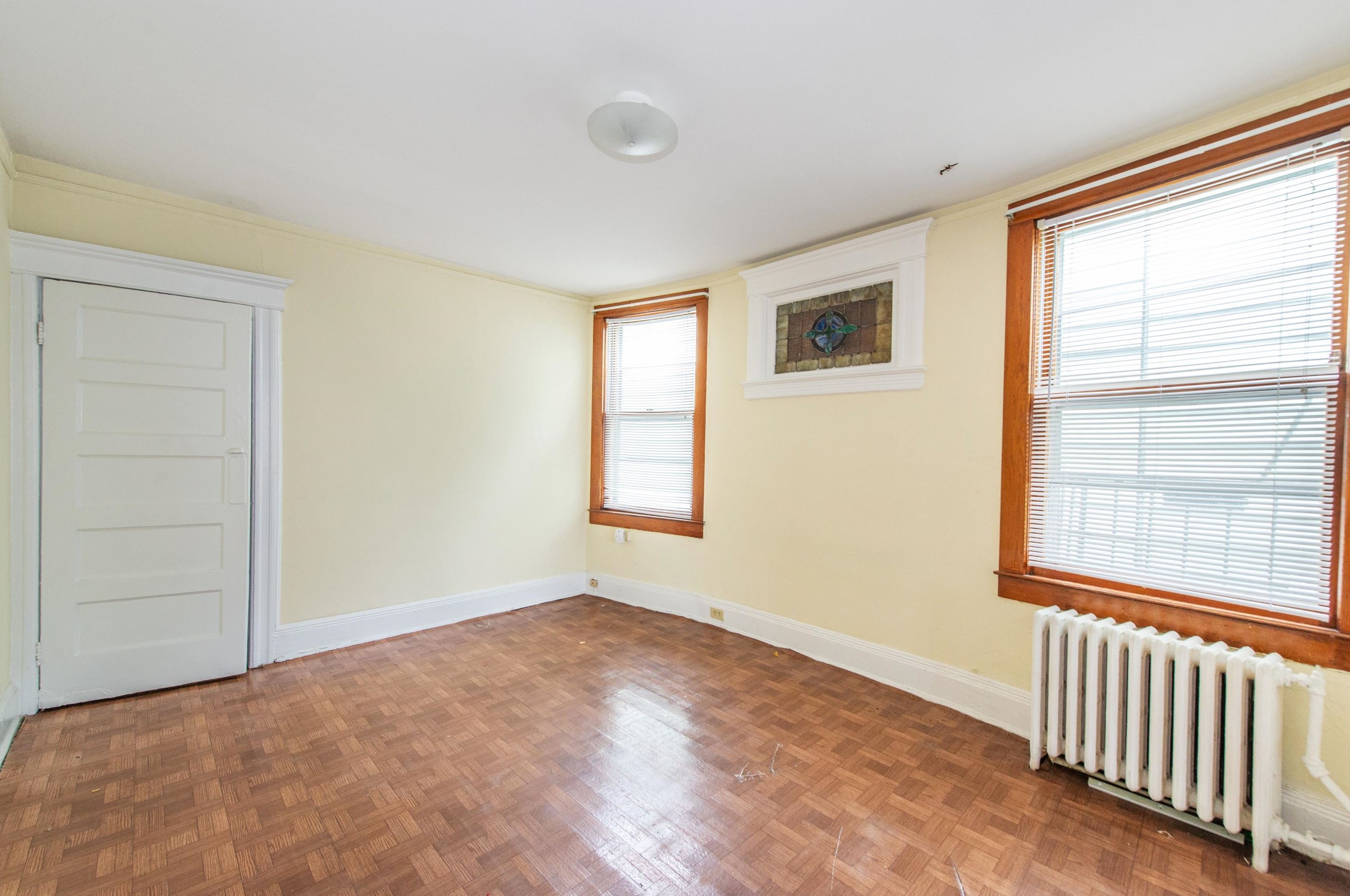 858 Side Ave, Jersey City NJ  07306-6514 exterior