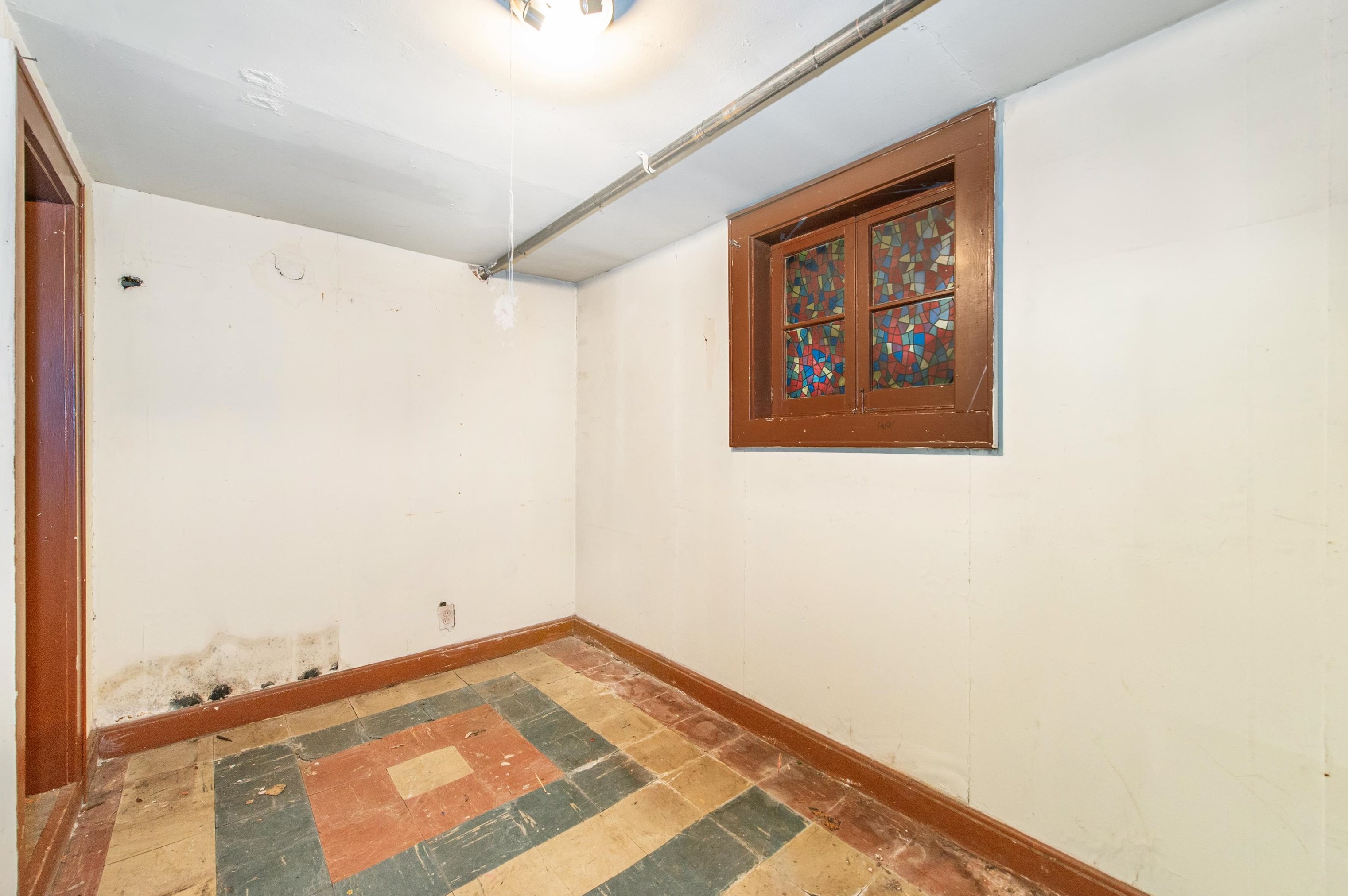 858 Side Ave, Jersey City NJ  07306-6514 exterior