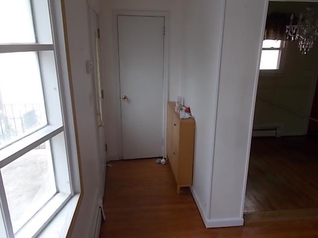 28 Suburbia Ct, Jersey City, NJ 07305