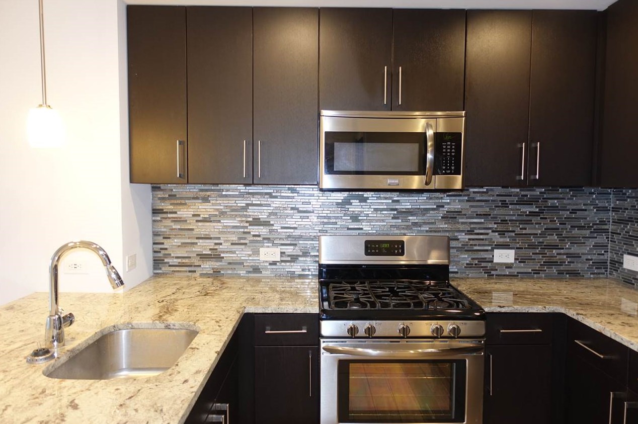 1700 Park Ave #202, Union City, NJ 07086