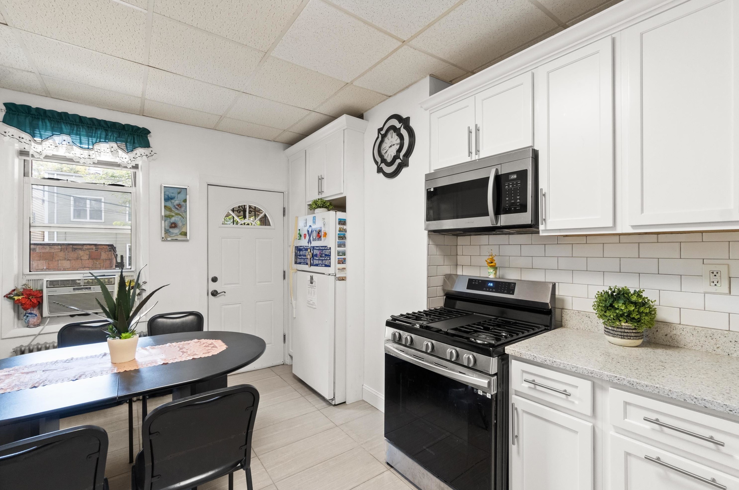 299 Armstrong Ave, Jersey City, NJ 07305-2101