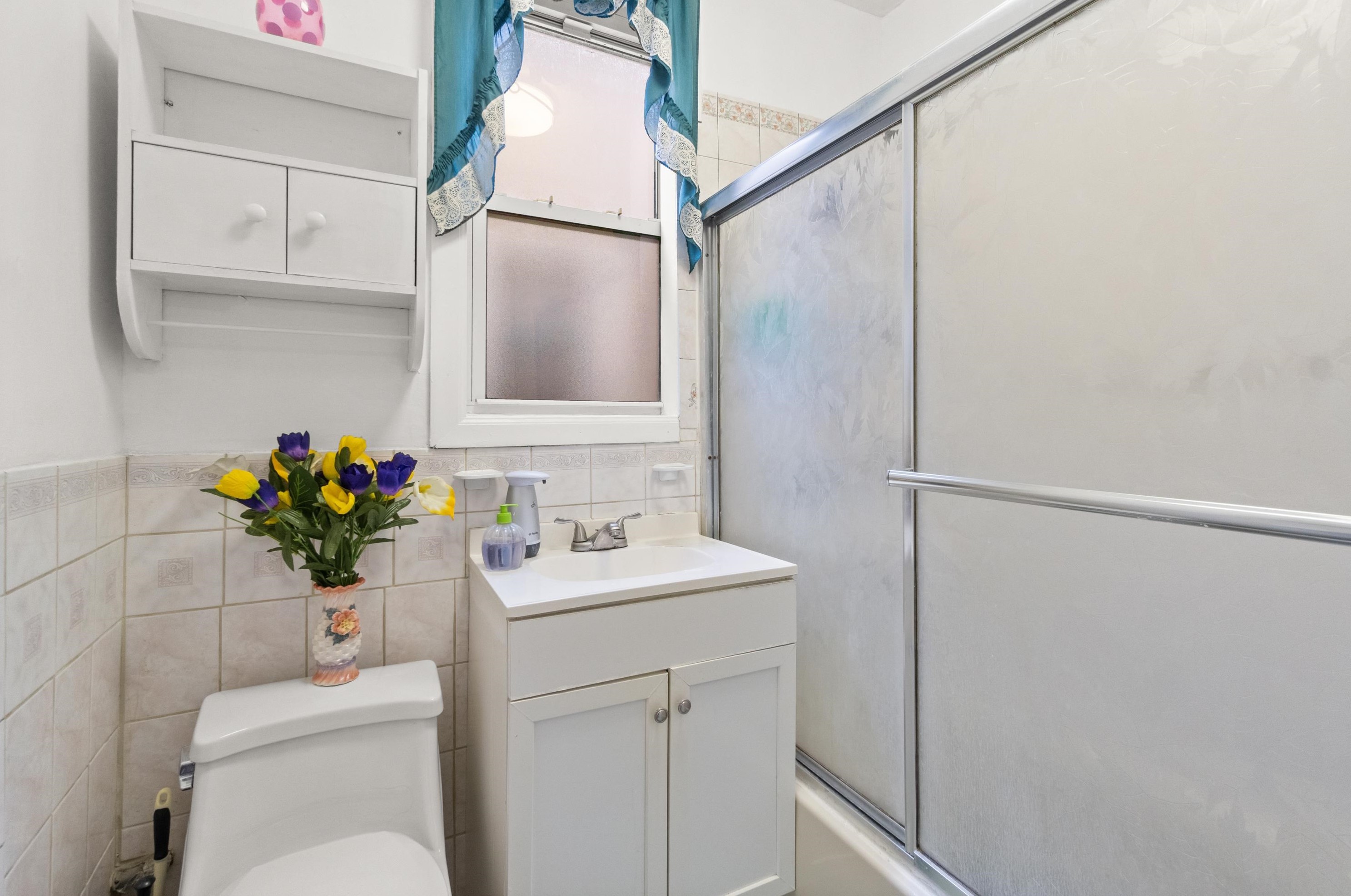 299 Armstrong Ave, Jersey City NJ 07305-2102 exterior