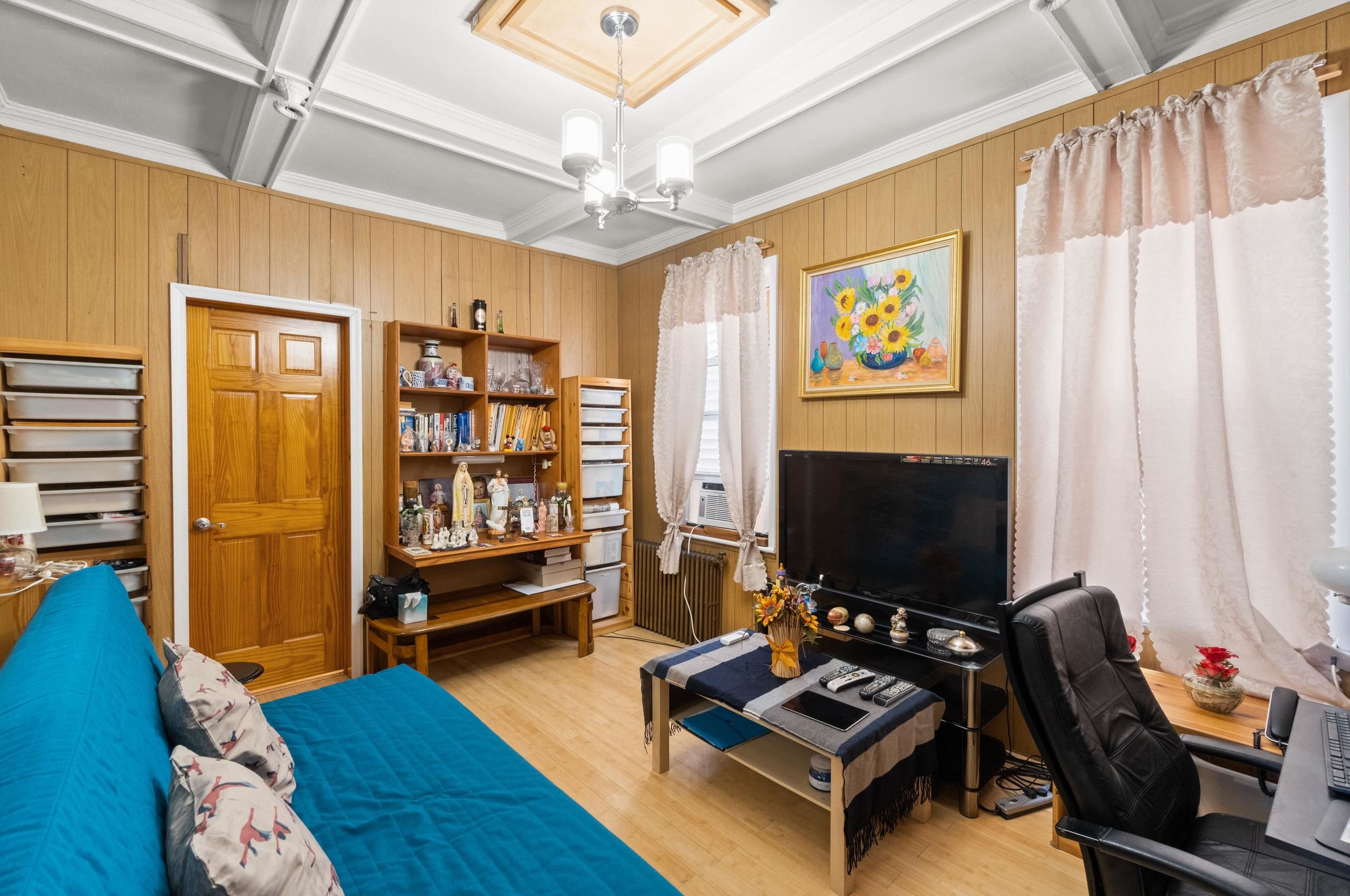 299 Armstrong Ave, Jersey City NJ 07305-2102 exterior