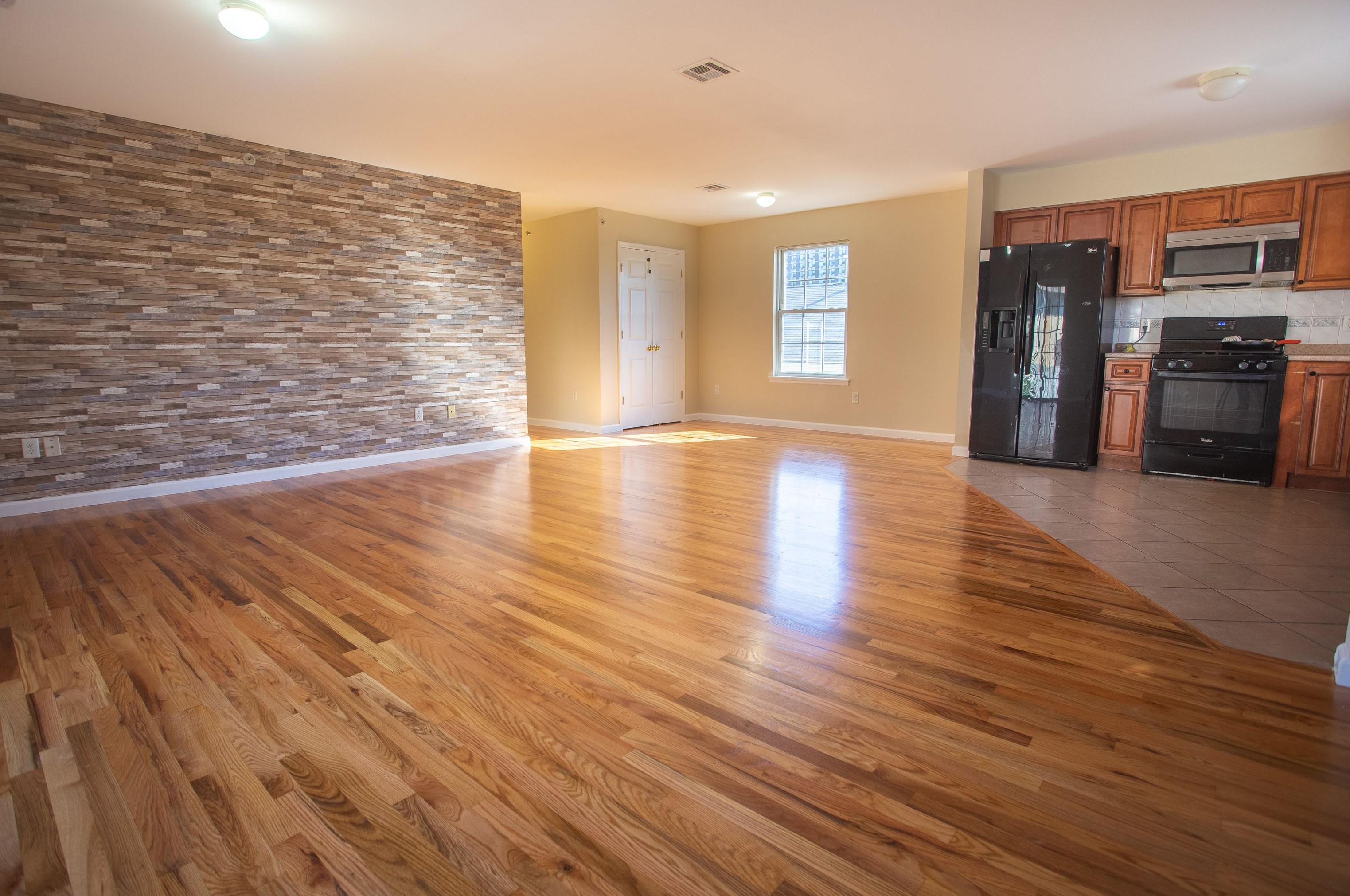 90-92 W Kinney St #3, Newark, NJ 07102