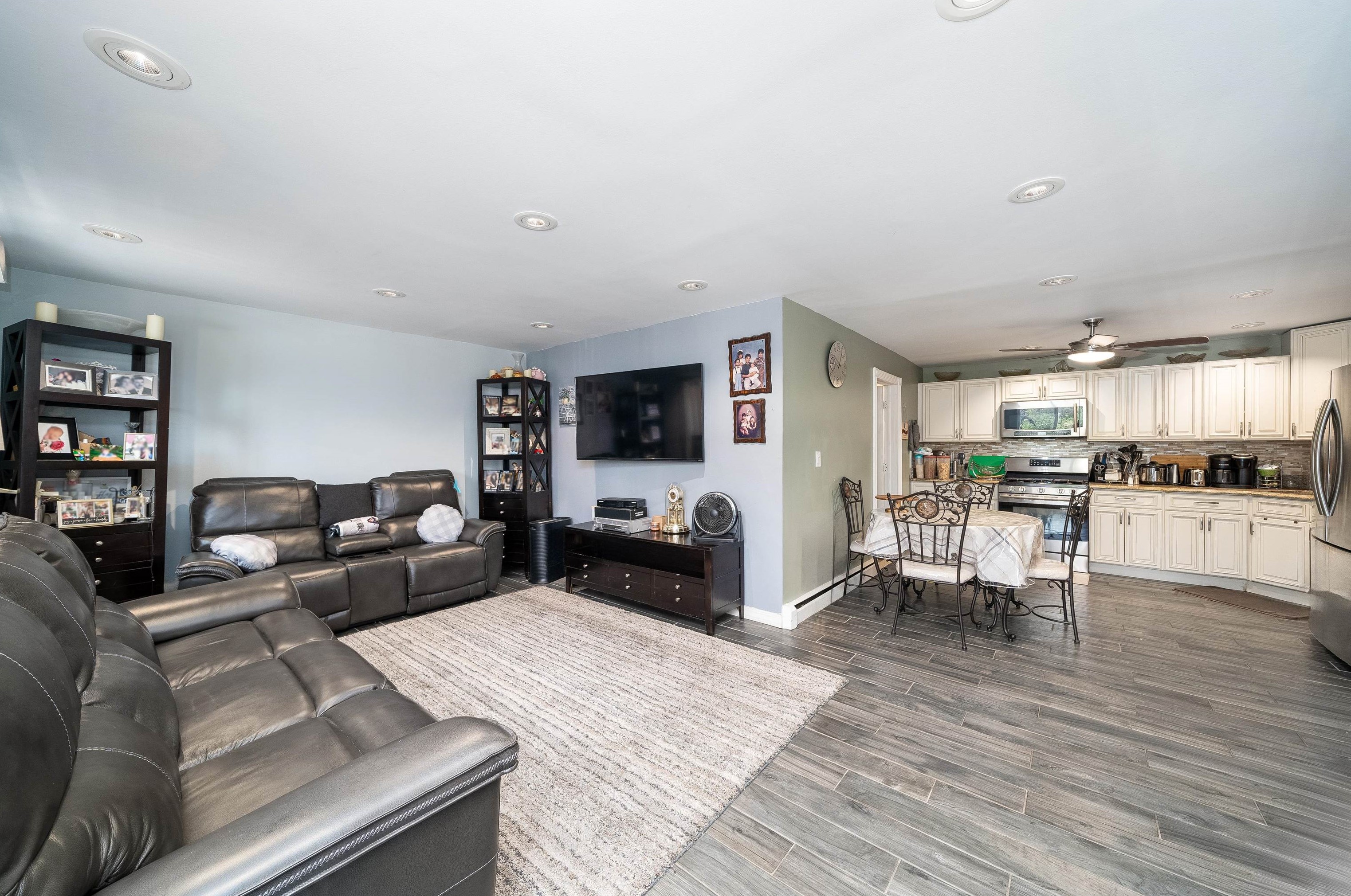 187 18th St, Union City, NJ 07087