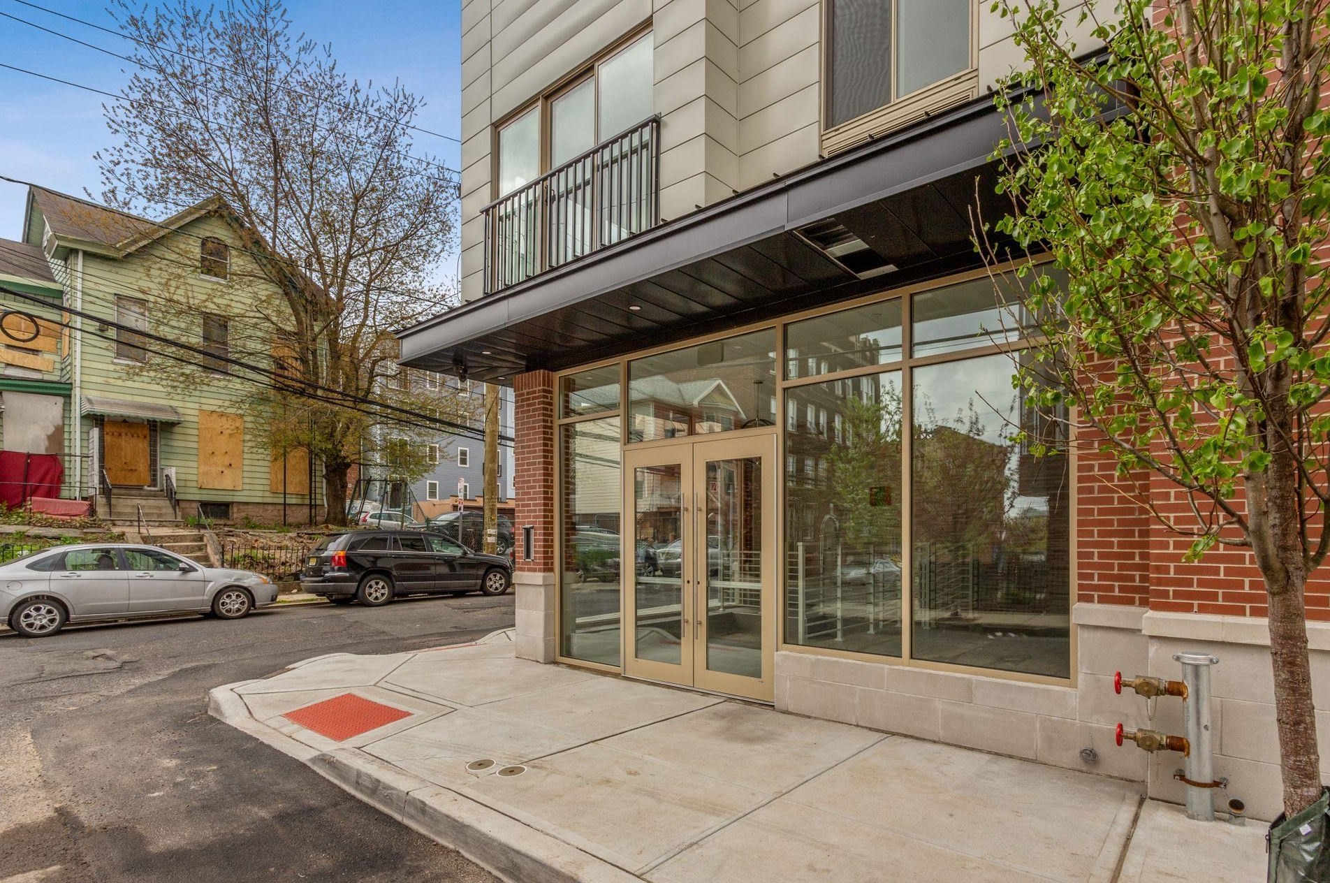 3 Perrine Ave, Jersey City, NJ 07306-1904