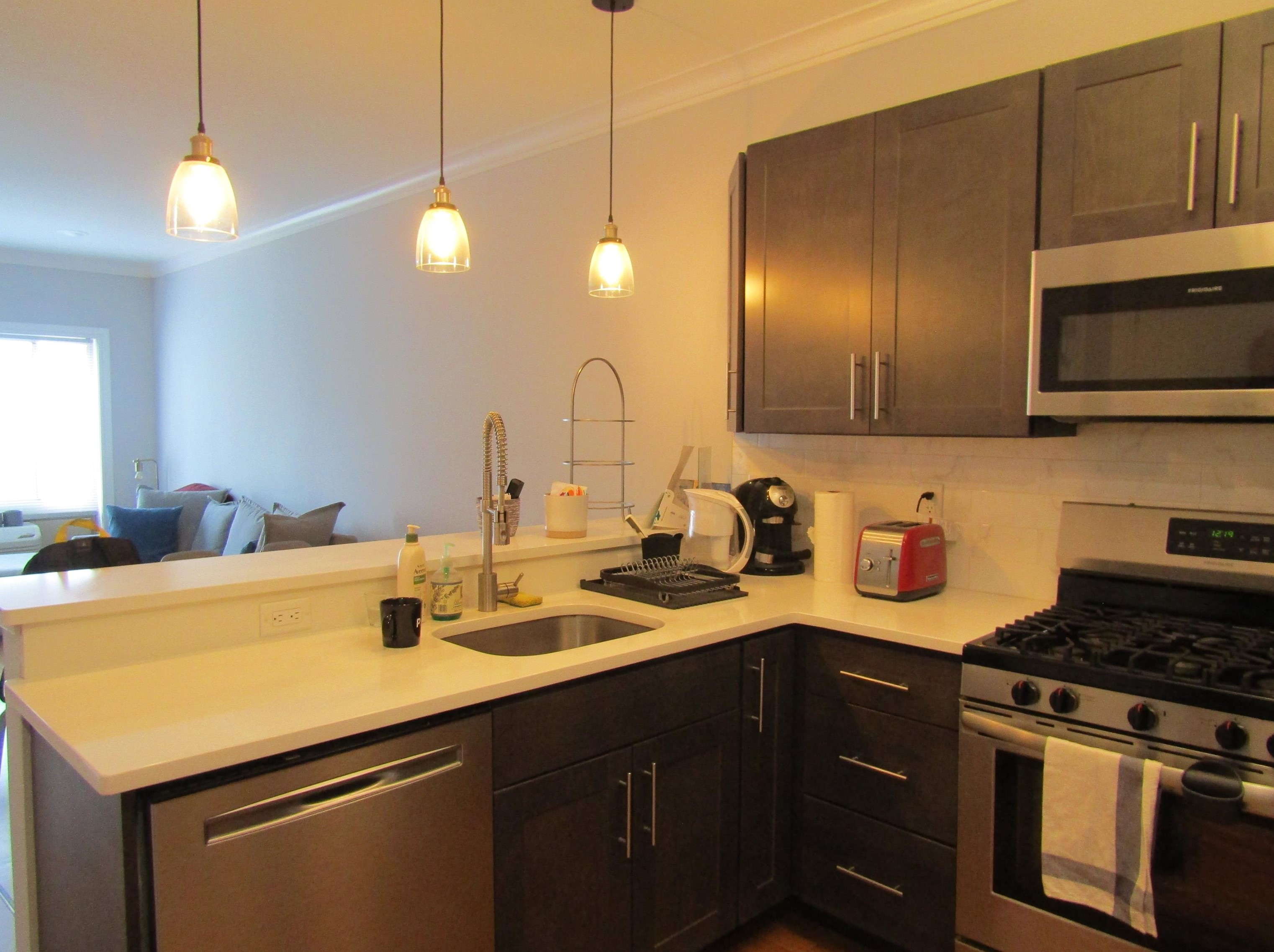 3 Perrine Ave, Jersey City NJ  07306-1904 exterior