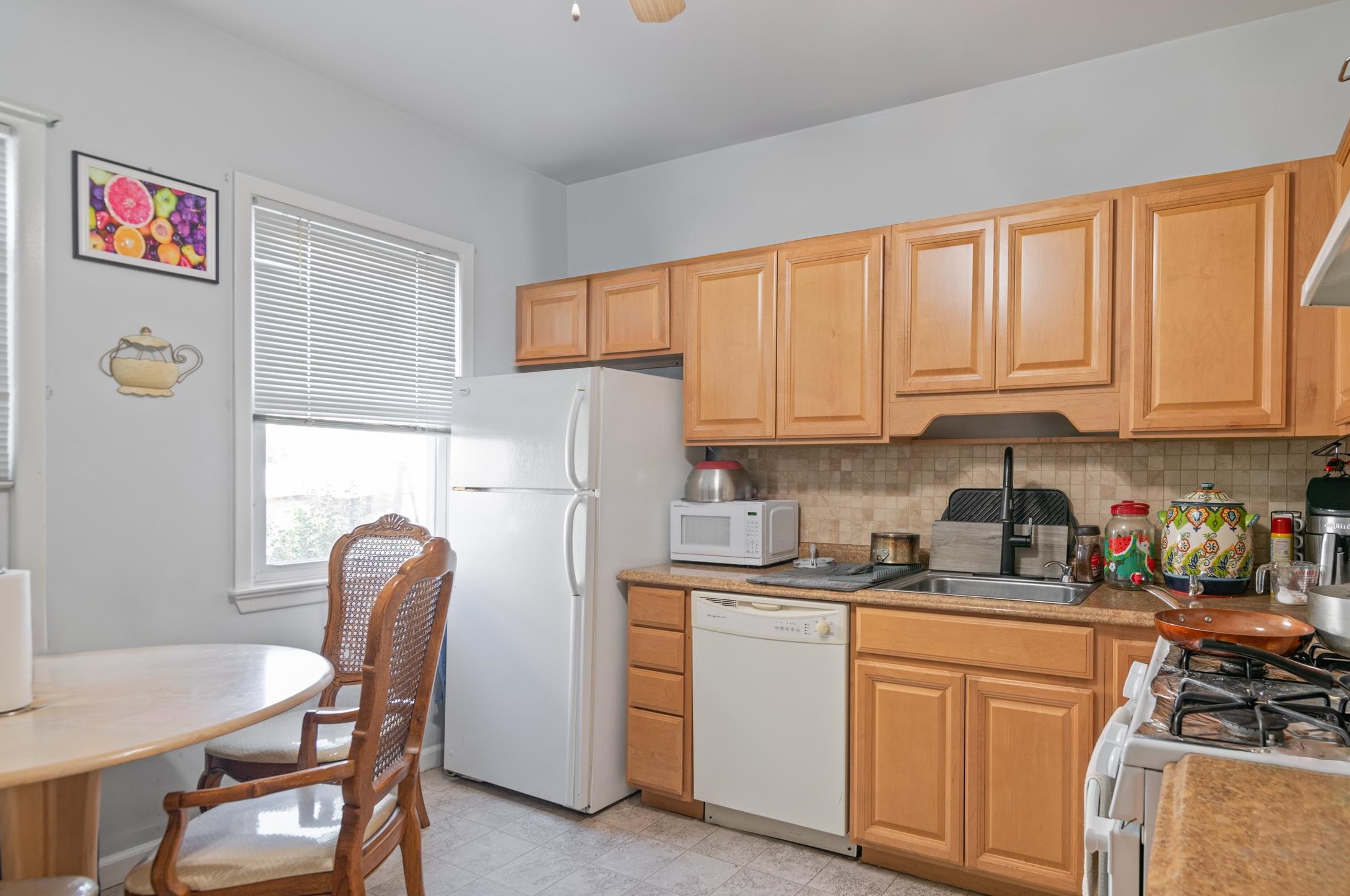 469 Avenue A, Bayonne, NJ 07002