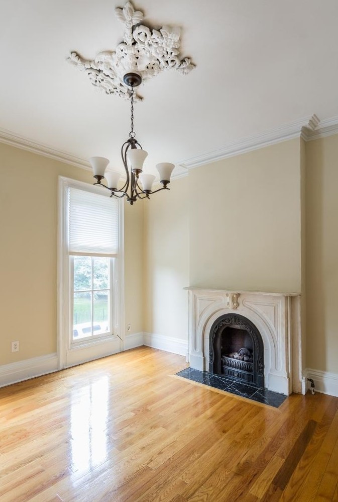 273 8 St, Jersey City NJ  07302-2019 exterior
