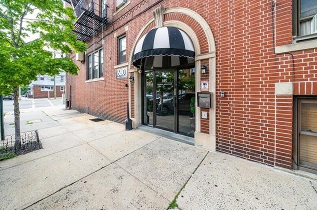 680 Kennedy Blvd #304, Bayonne, NJ 07002