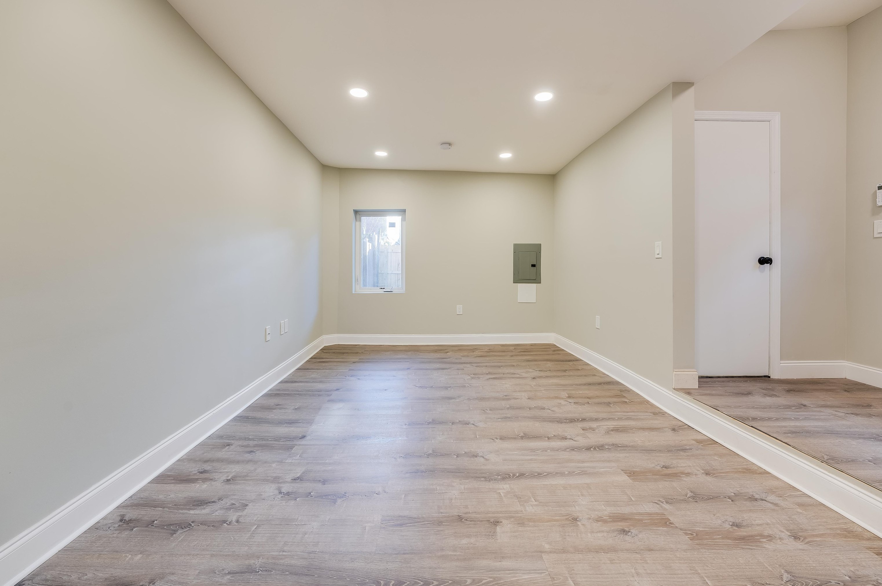 172 Mallory Ave, Jersey City NJ  07304-1218 exterior