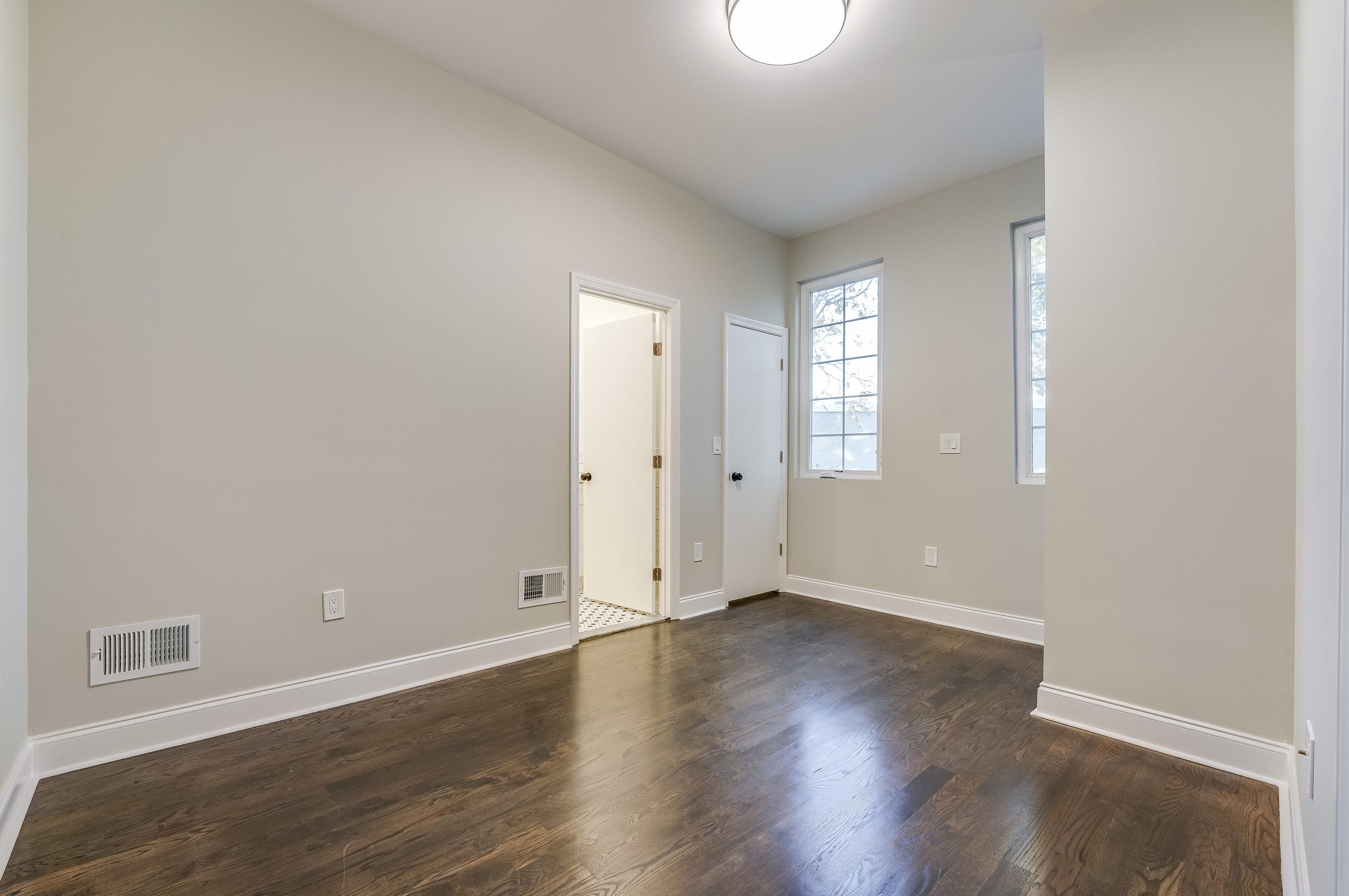 172 Mallory Ave, Jersey City NJ  07304-1218 exterior