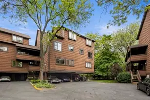 24 Marina Ky, Secaucus, NJ 07094 - Photo 12