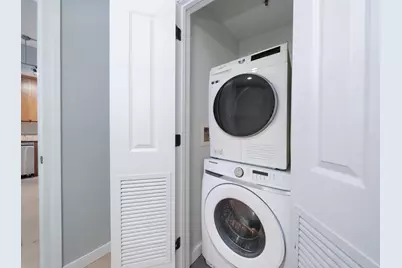 100 Paterson Plank Rd #408, Jersey City, NJ 07307 - Photo 14