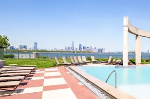 201 Shearwater Ct W, Jersey City, NJ 07305 - Photo 20