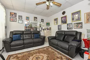 205 42nd St, Union City, NJ 07087 - Photo 4