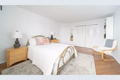 429 Harmon Cove Tower, Secaucus, NJ 07094 - Photo 6