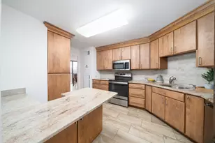 429 Harmon Cove Tower, Secaucus, NJ 07094 - Photo 14