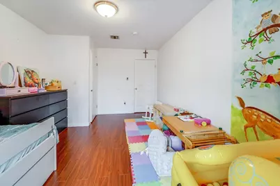 55 71st St, Guttenberg, NJ 07093 - Photo 8