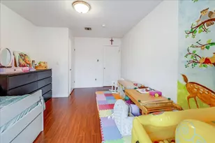 55 71st St, Guttenberg, NJ 07093 - Photo 8