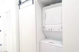 372 Palisade Ave, Jersey City, NJ 07307 - Photo 6