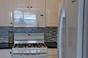 7002 Blvd E, Guttenberg, NJ 07093 - Photo 10