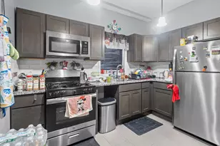 218 68th St, Guttenberg, NJ 07093 - Photo 4