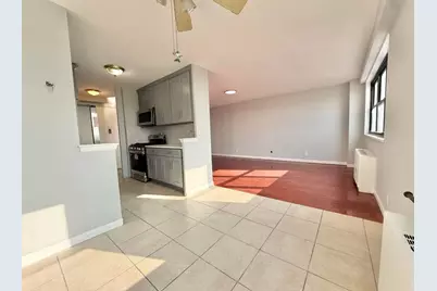 1225 Kennedy Blvd #5E, Bayonne, NJ 07002 - Photo 4