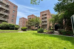 2337 Hudson Terrace, Fort Lee, NJ 07024 - Photo 12