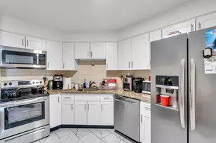 2508 Harmon Cove Tower, Secaucus, NJ 07094 - Photo 6