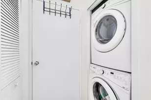 2508 Harmon Cove Tower, Secaucus, NJ 07094 - Photo 24