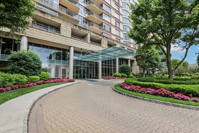 8100 River Rd #613, North Bergen, NJ 07047 - Photo 2