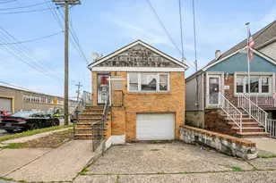 168 Humphrey Ave, Bayonne, NJ 07002 - Photo 2