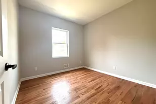 84 Logan Ave, Jersey City, NJ 07306 - Photo 6