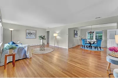 34 Carline Dr, Clifton, NJ 07013 - Photo 4