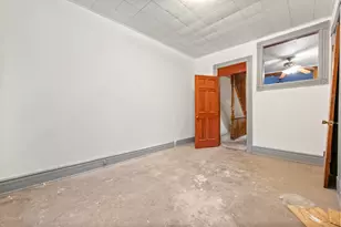 95 5 Orient Ave, Jersey City, NJ 07305 - Photo 12