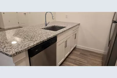 61 Virginia Ave #203, Jersey City, NJ 07304 - Photo 4